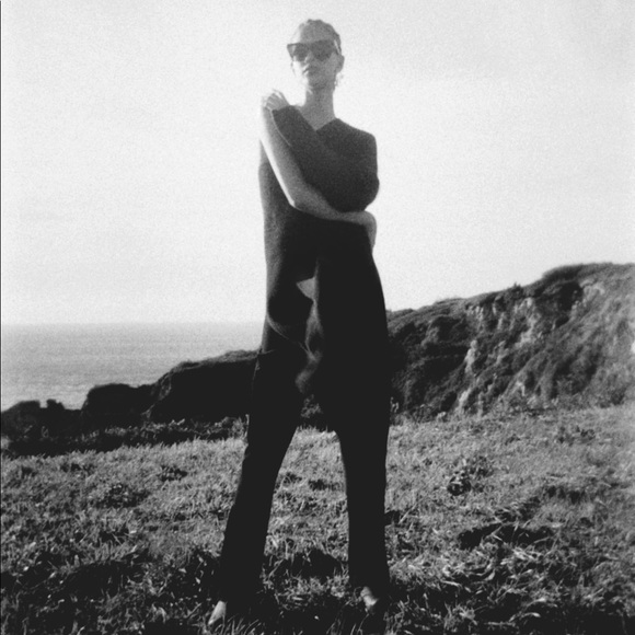 {Zara} Asymmetric Sleeve Knit Tunic Dress - Picture 10 of 13